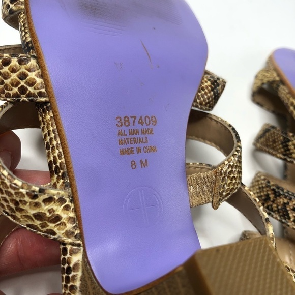 NEW Hot in Hollywood Tan Taupe Snake Skin Gladiator Strappy Ankle Sandals Shoes - Picture 11 of 14